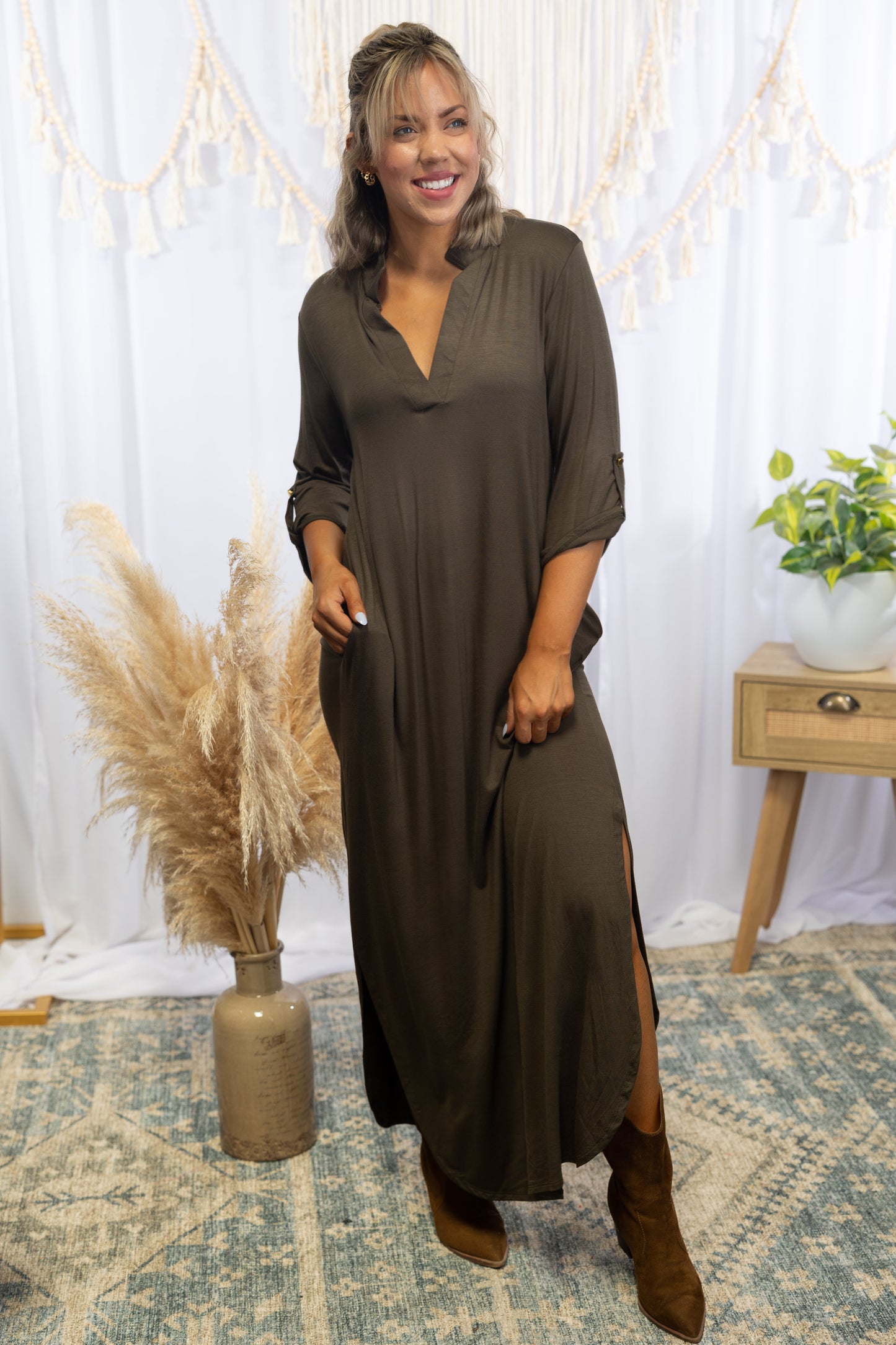 Olive Beauty - Gabby Maxi Dress