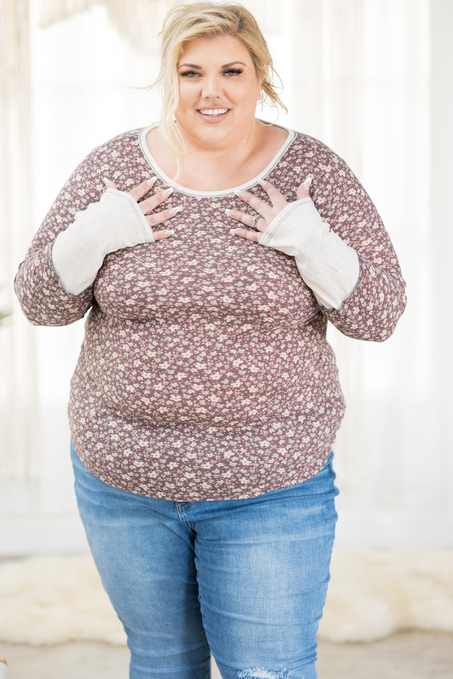 Berry Floral Thumbhole Top