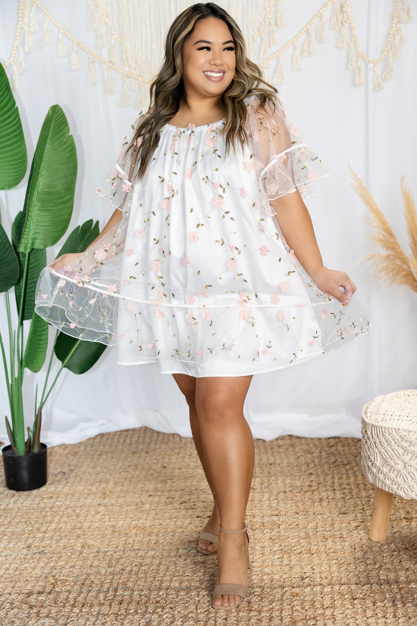 Dainty Darlin' Embroidered Dress