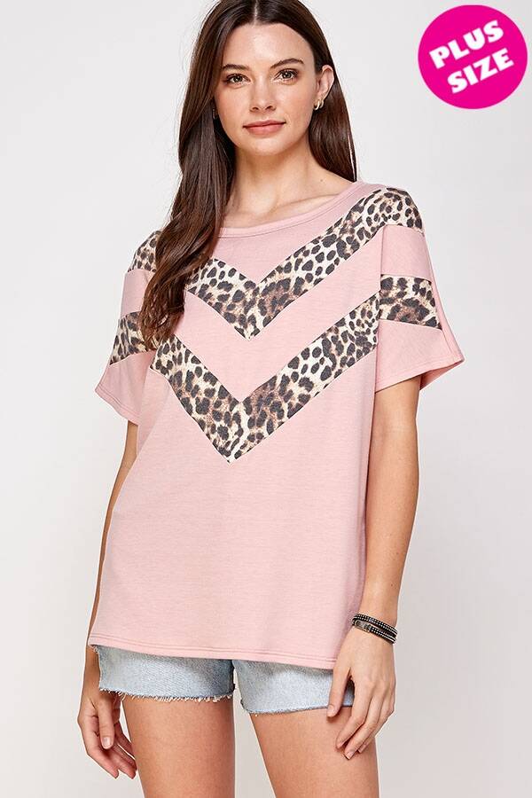 ROSE WITH CAMO DETAIL PLUS SIZE TOP